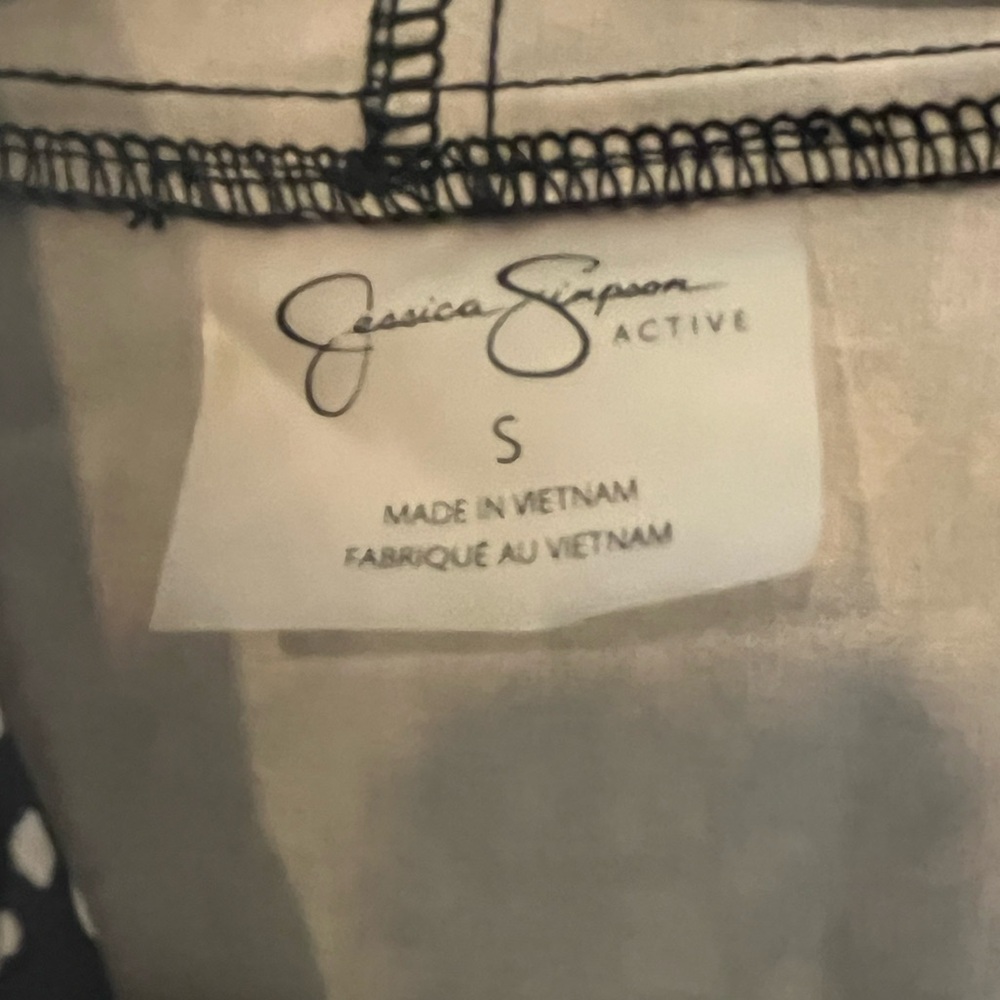 Jessica Simpson Quarter Zip Patterned Windbreaker - Picture 6 of 7